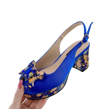 2023 Модни дамски обувки в нигерия стил, обувки с декорация във формата на пеперуда, украсена със скъпоценни камъни, на висок ток, вечерни сватбени женски обувки в синьо 37-42